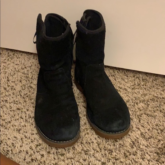 Black Uggs!! Off season boot sale! - Picture 4 of 4